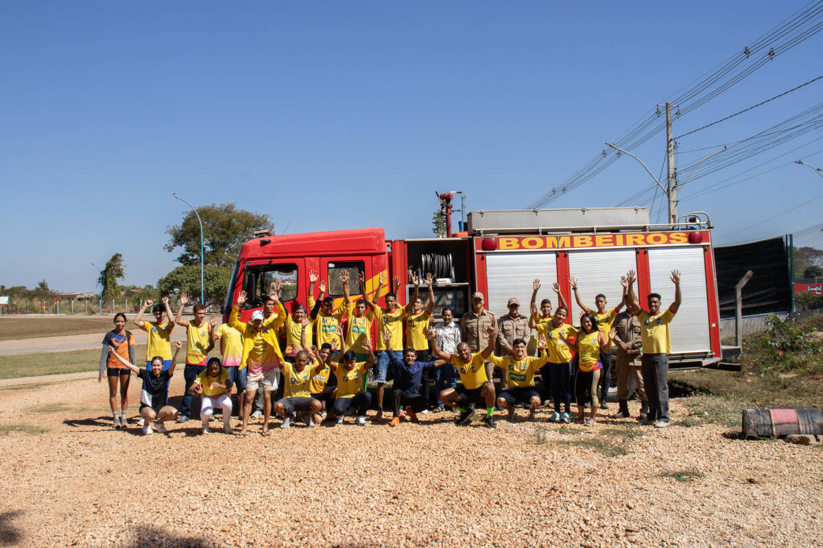 Associação recebe treinamento contra incêndios